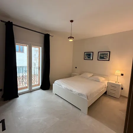 243-fully Renovated-puerto Banus Front Line Penthouse * ماربيا