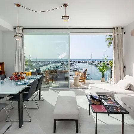 243-fully Renovated-puerto Banus Front Line Penthouse شقة *