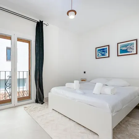 شقة 243-fully Renovated-puerto Banus Front Line Penthouse