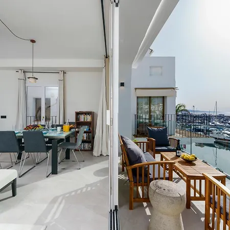 243-fully Renovated-puerto Banus Front Line Penthouse * ماربيا