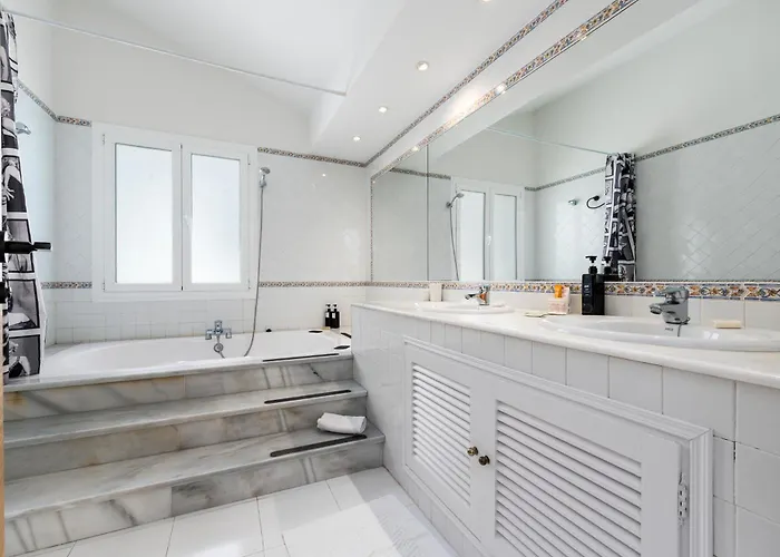 Apartment 243-fully Renovated-puerto Banus Front Line Penthouse *